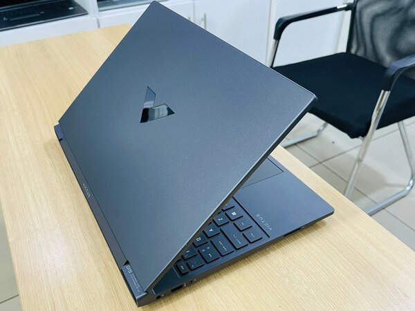 (Gaming Laptop) HP Victus