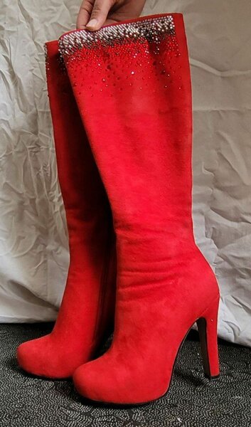 Красные сапоги -туфли, классного качества