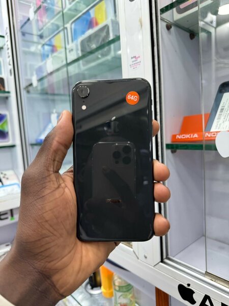 iPhone XR