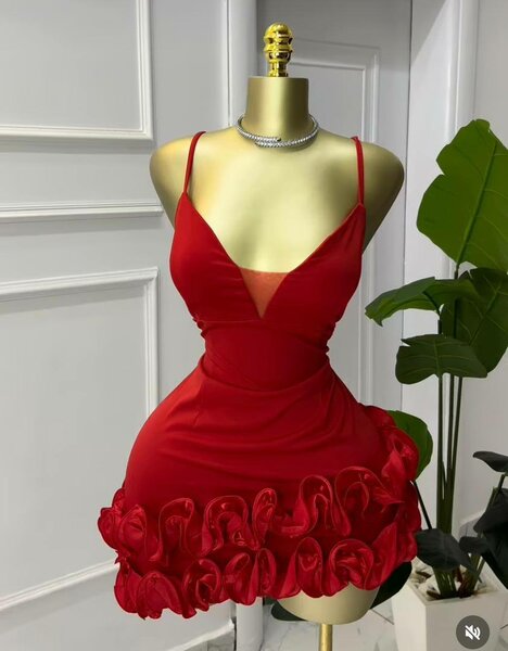 Robe rouge glamour soirée