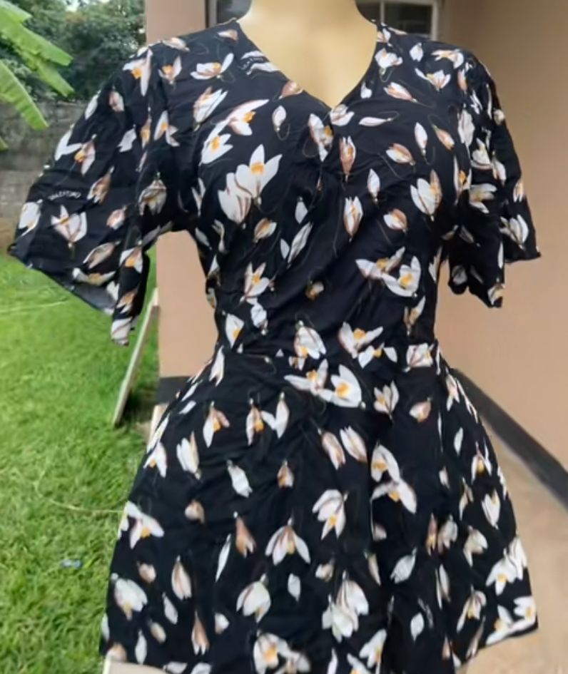 Elegant women's dress size M 