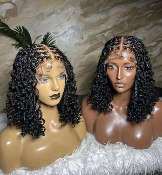 Perruque en dentelle tressée