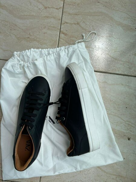 zara authentique p42 p43