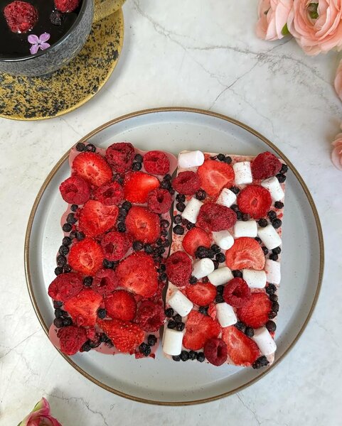 Бельгийский шоколад с сублимированными ягодами