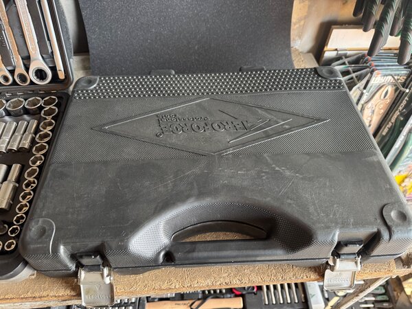 Набор инструментов AEROFORCE 125pcs