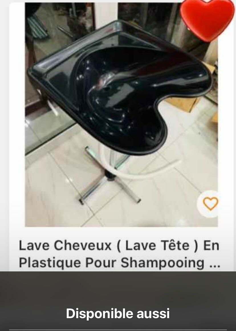 Lave cheveux et casque nouveau dans carton