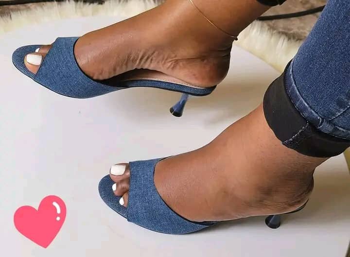 Sandales à talon élégant