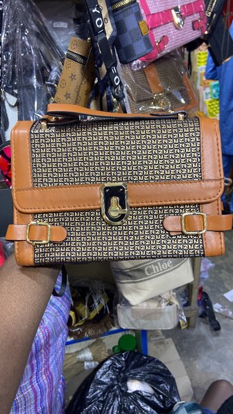 Sac à main élégant femme