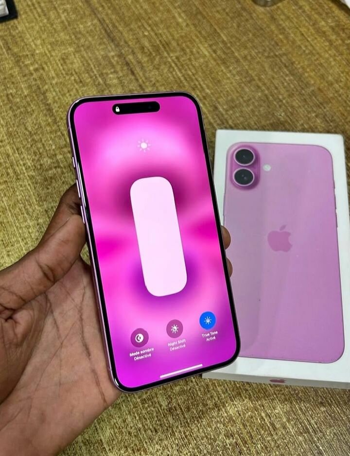 iPhone 16 Rose 256GB