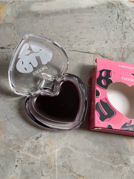 Blush Tush -teinte 02