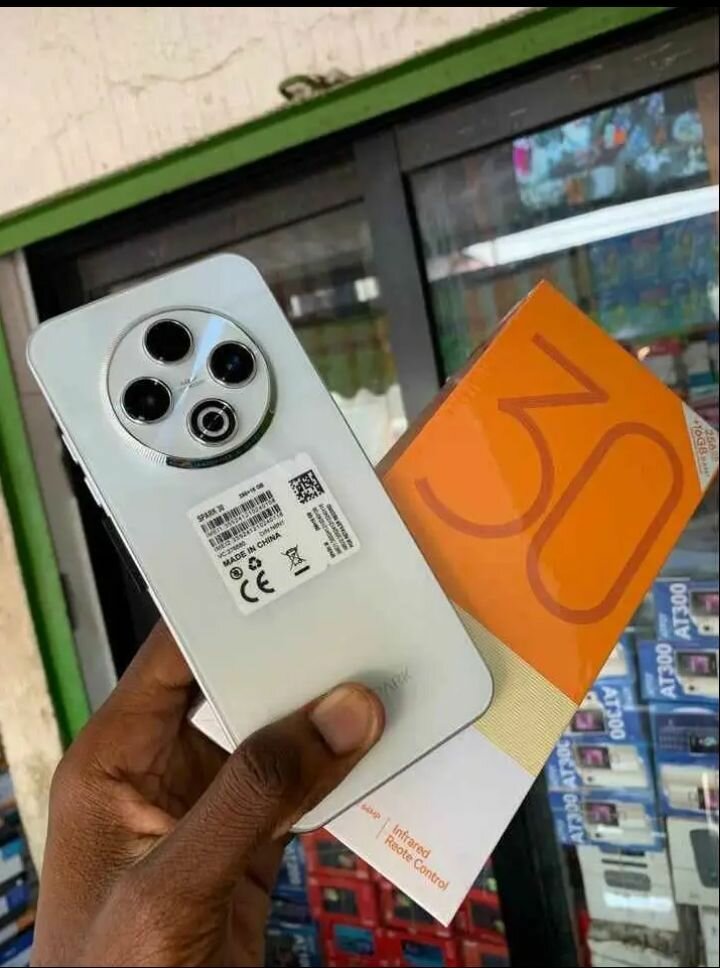 Smartphone SPARK 30 64MP