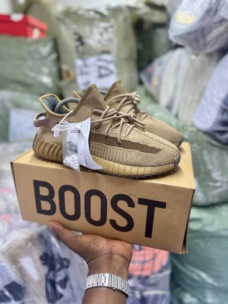 Chaussures Yeezy Boost homme