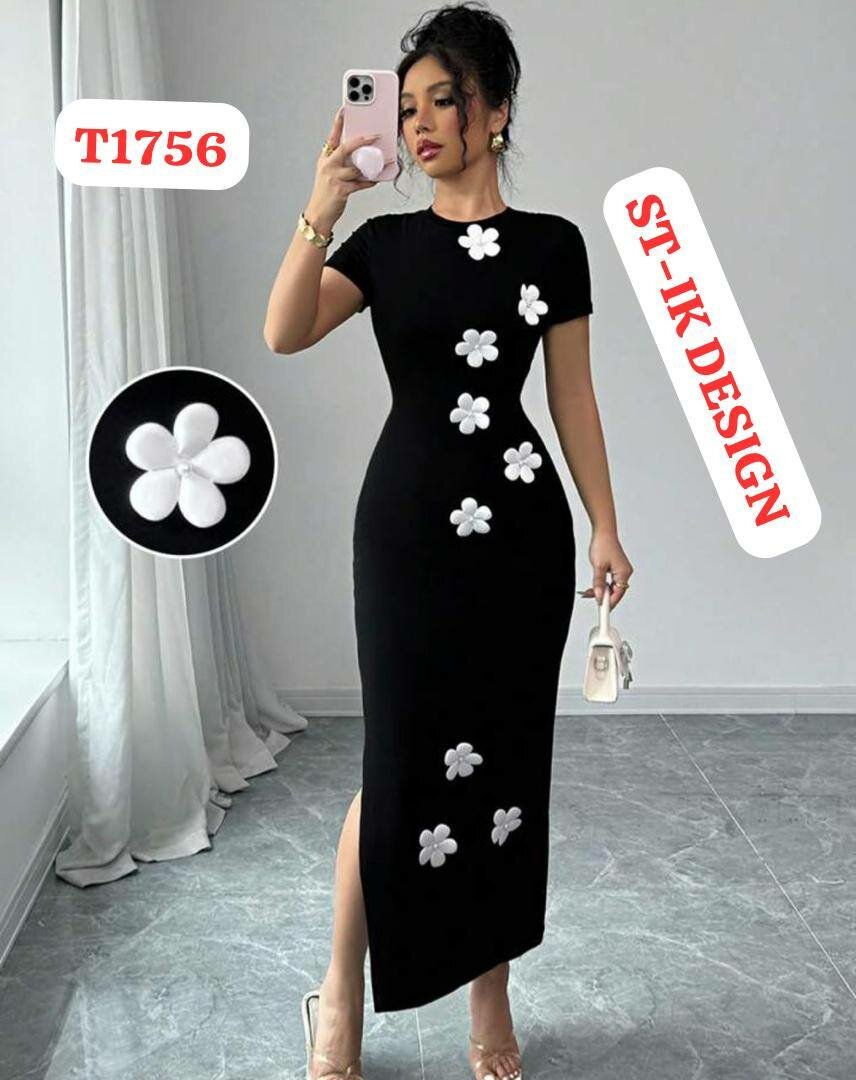 Robe Noire Élégante Fleurie