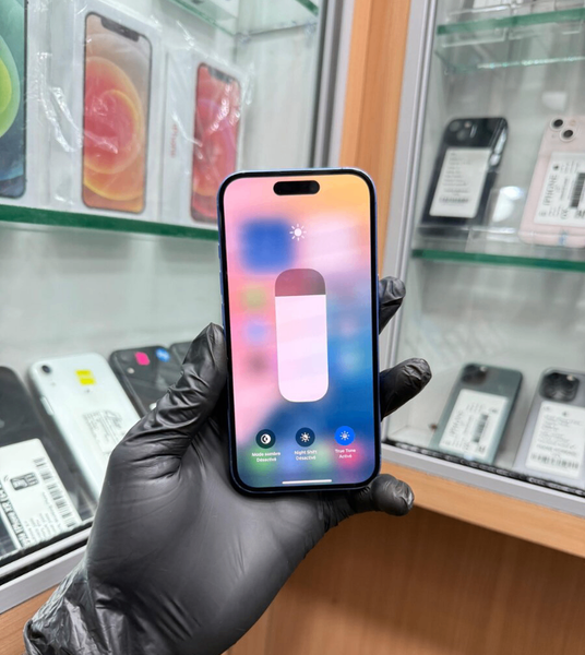 iPhone bleu dernier modèle