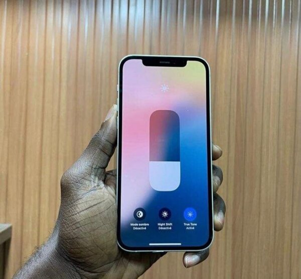 iPhone 12simple 64gb