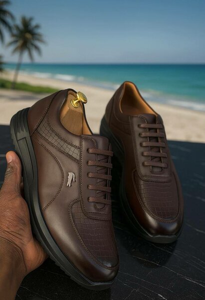 Chaussures en cuir élégantes homme