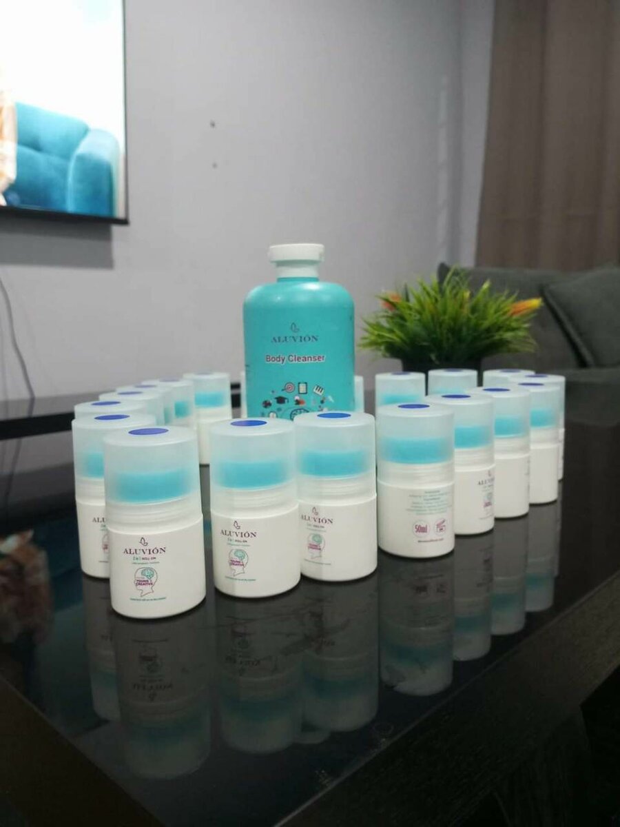 Young and creative roll-on