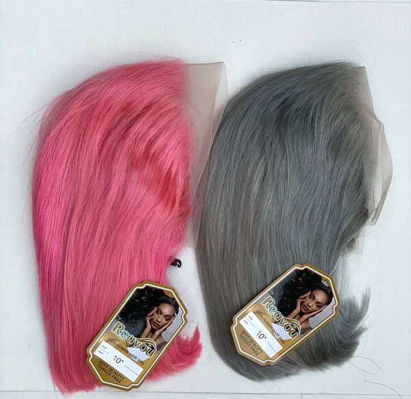 Perruque gris et rose