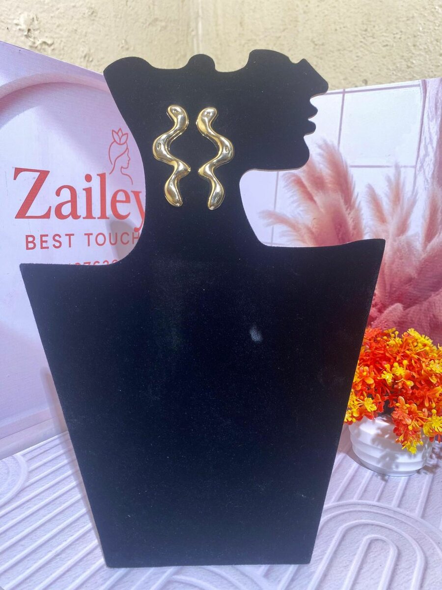 Boucles d'oreilles élégantes dorées