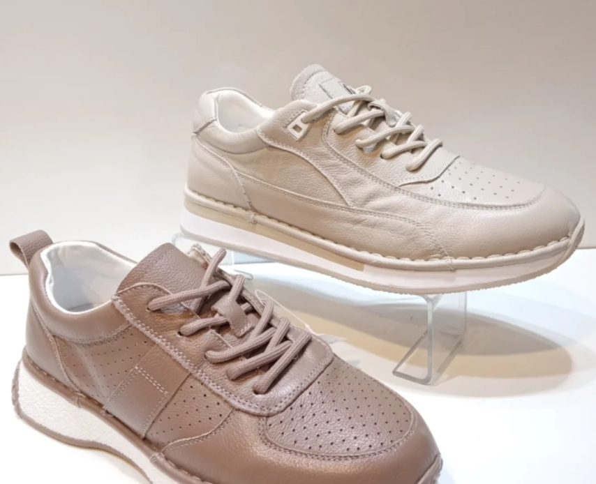 Кроссовки весна-лето