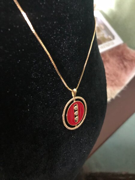 Collier Pendentif Élégant