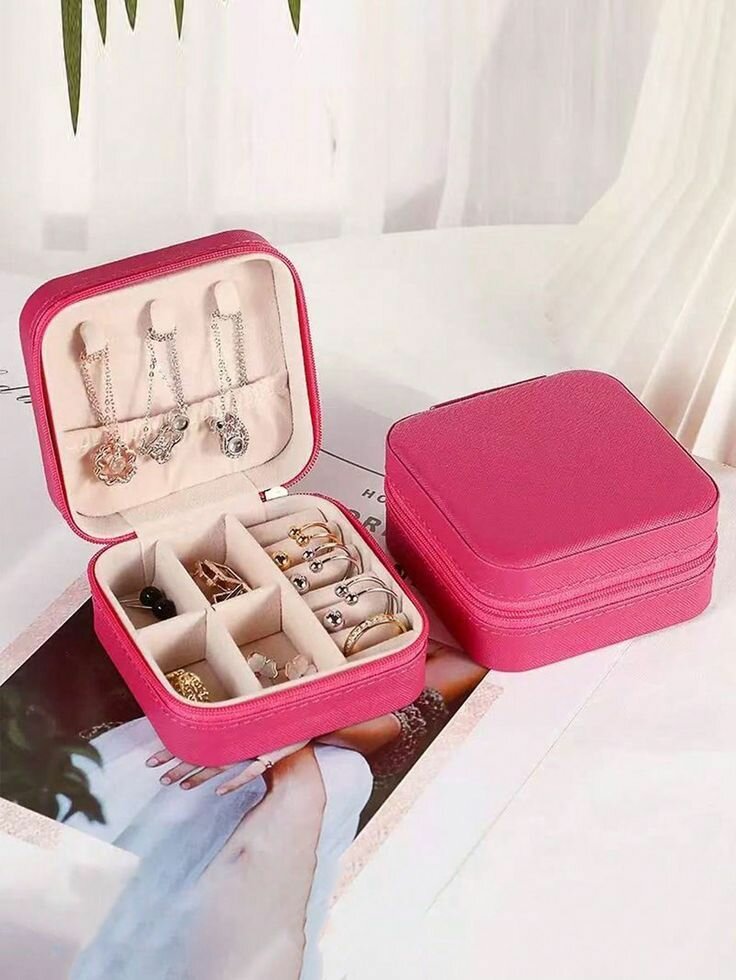 Boîte à bijoux compacte