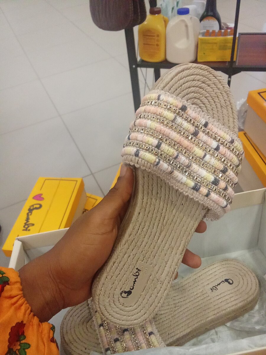 Sandales élégantes femme