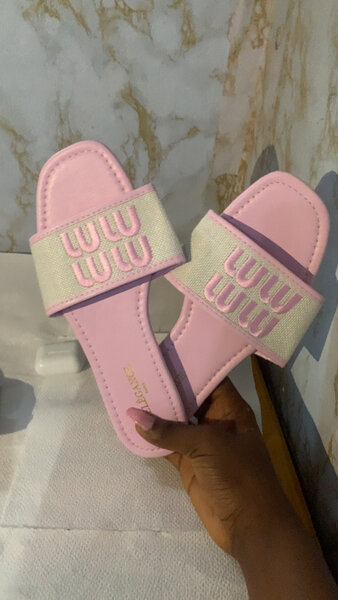 Sandales d'été élégantes