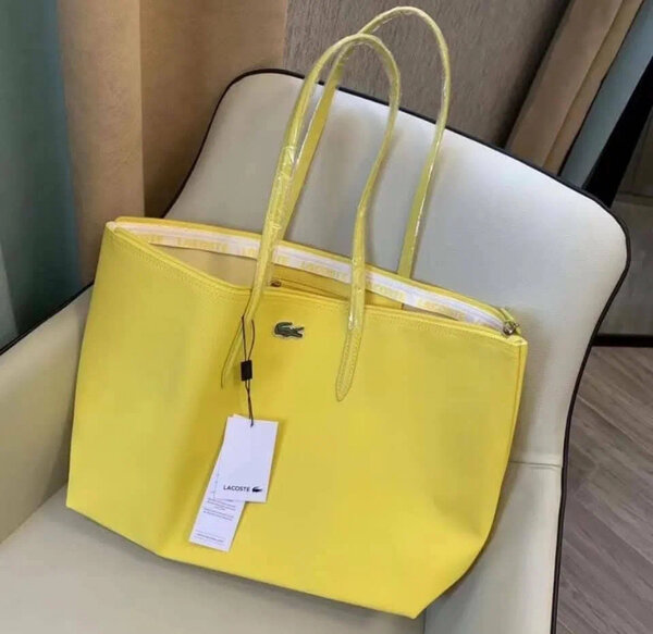 Sac en Cuir Lacoste Élégant