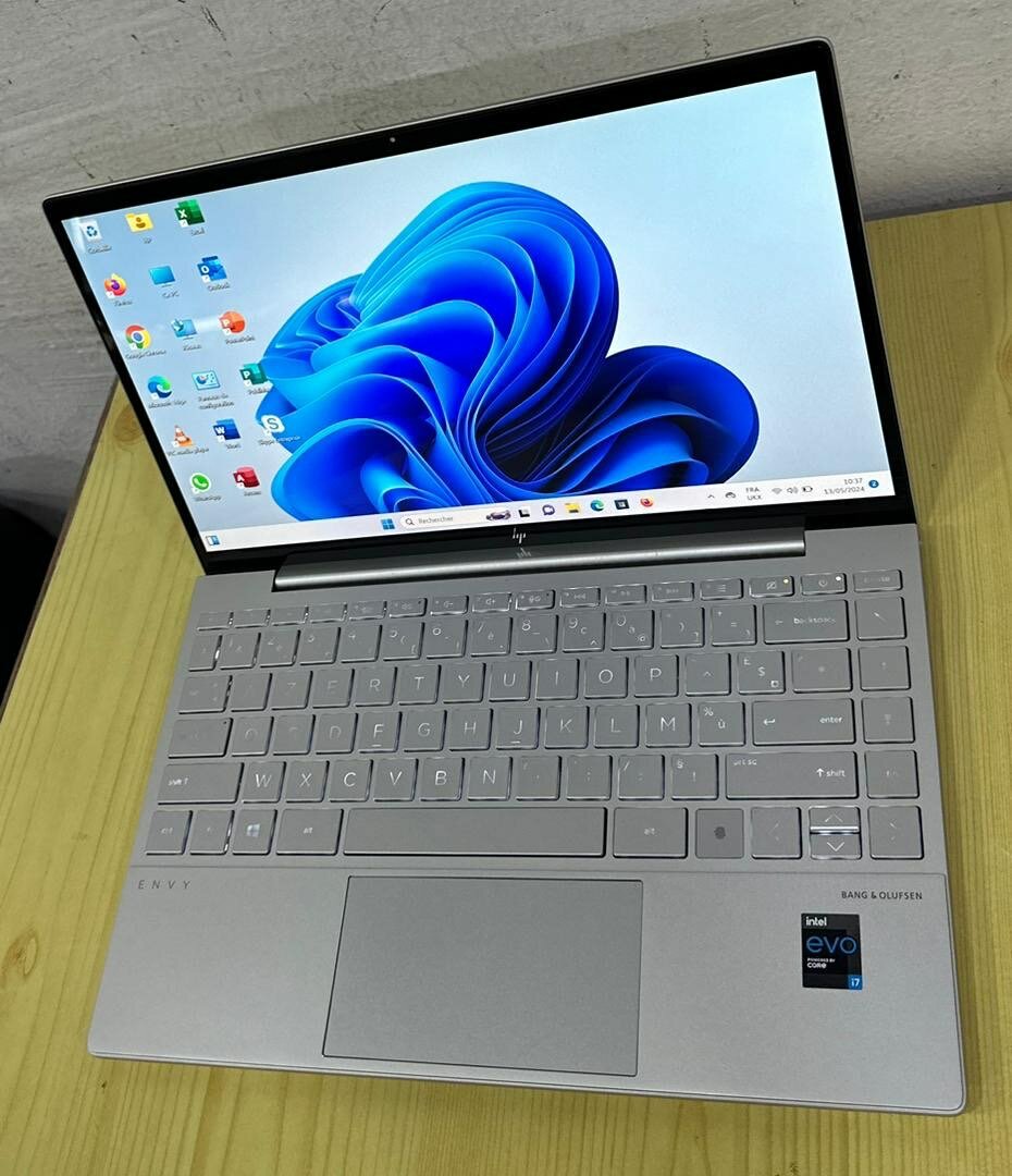 ✓HP ENVY 13 CORE I7 11TH GEN  ✓SSD 256GB*RAM 16GB  ✓PROCESSE