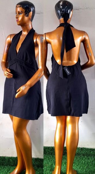 Robe élégante sans dos