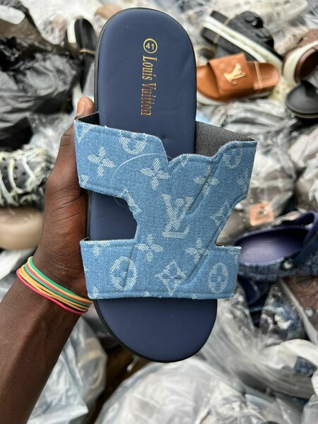 Sandales denim élégantes