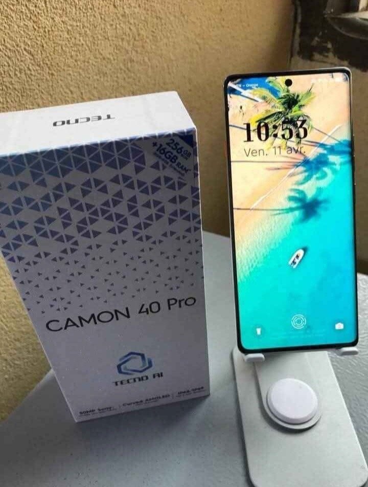 Tecno CAMON 40 Pro