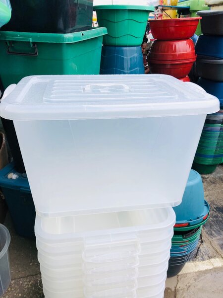 Clear storage box 90L