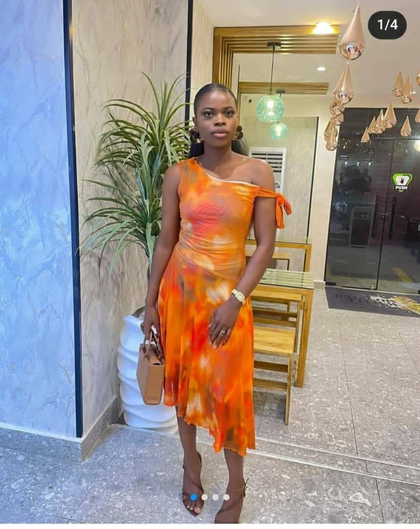 Robe d'été asymétrique