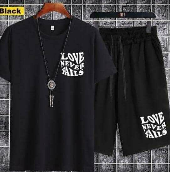 Tenue d'été décontractée assortie