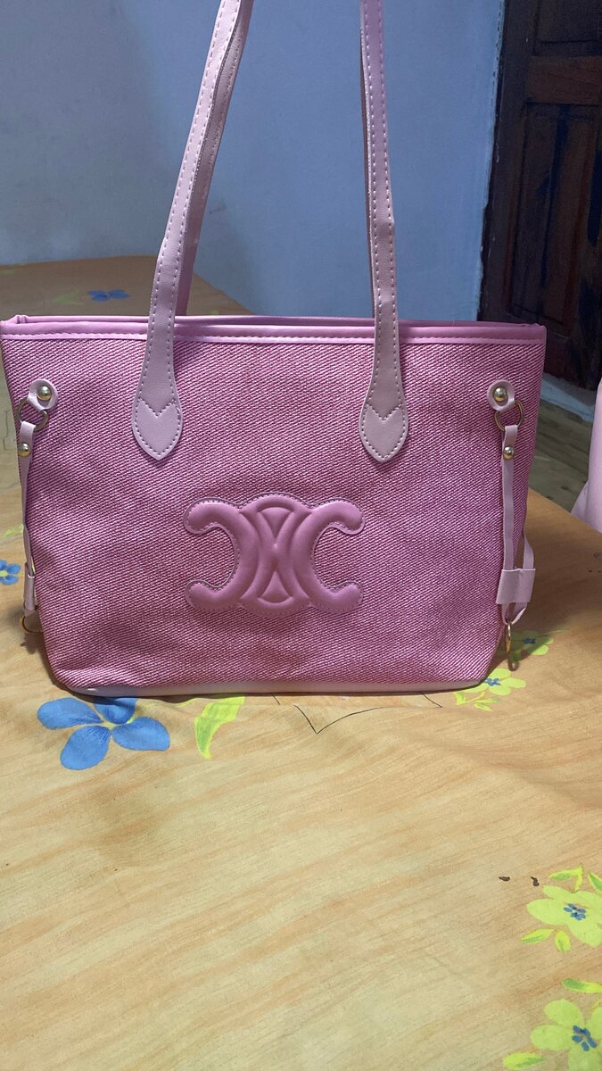 Sac à main en toile élégante