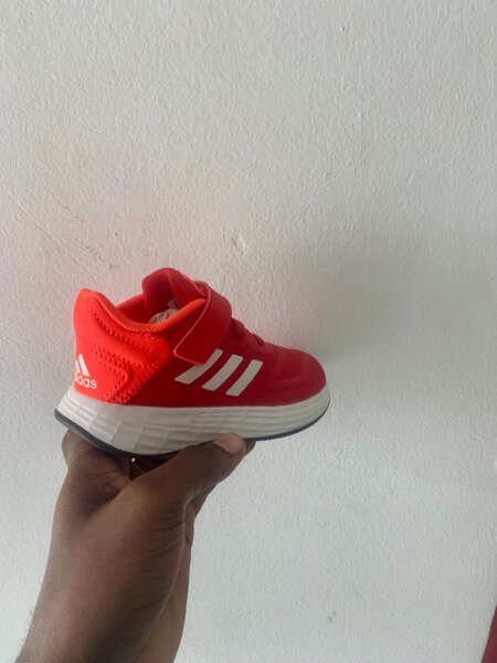 Chaussures adidas enfants