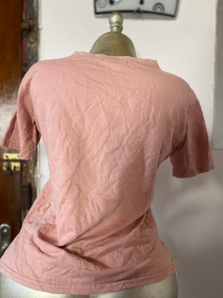 T-shirt rose dessin animé