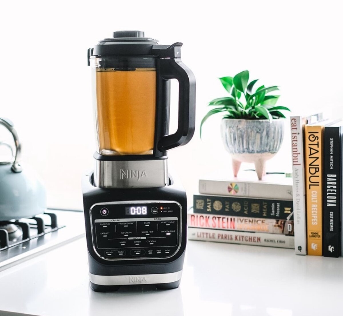 Ninja Blender foodie ( for preparing Soups also)