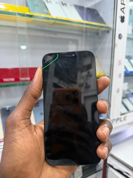 12 simple 128Go Casi neuf