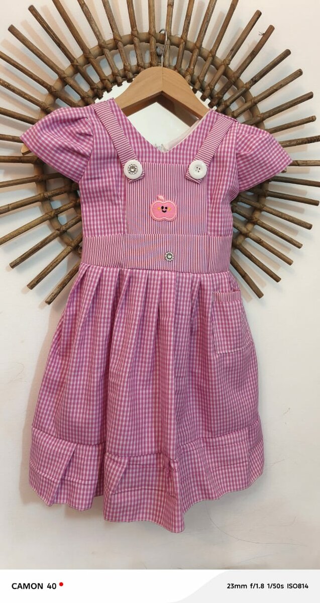 Robe Enfant à Carreaux Jolis