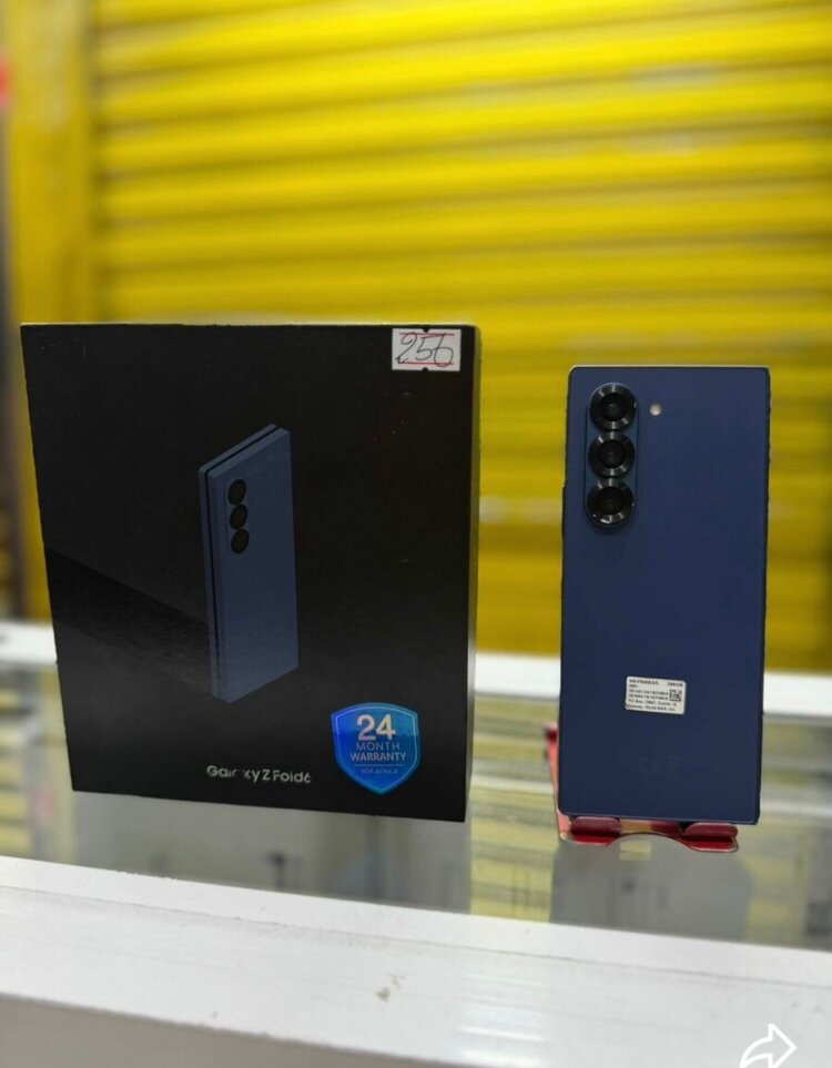 Smartphone pliable 5G de qualité