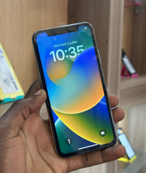 iPhone X 64GB Argent Débloqué