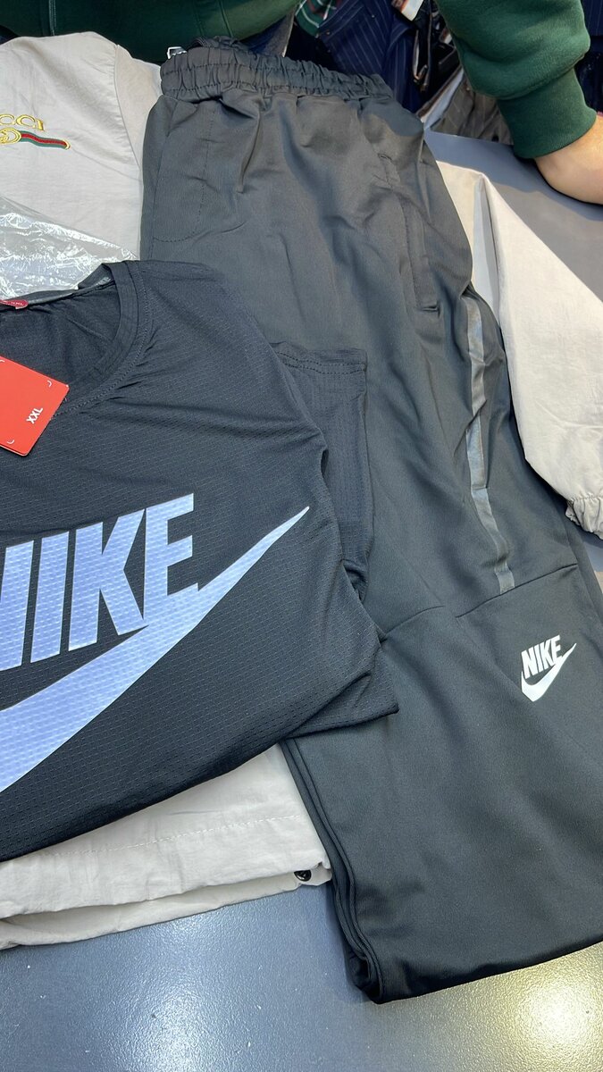 Quality Nike Summer Suits