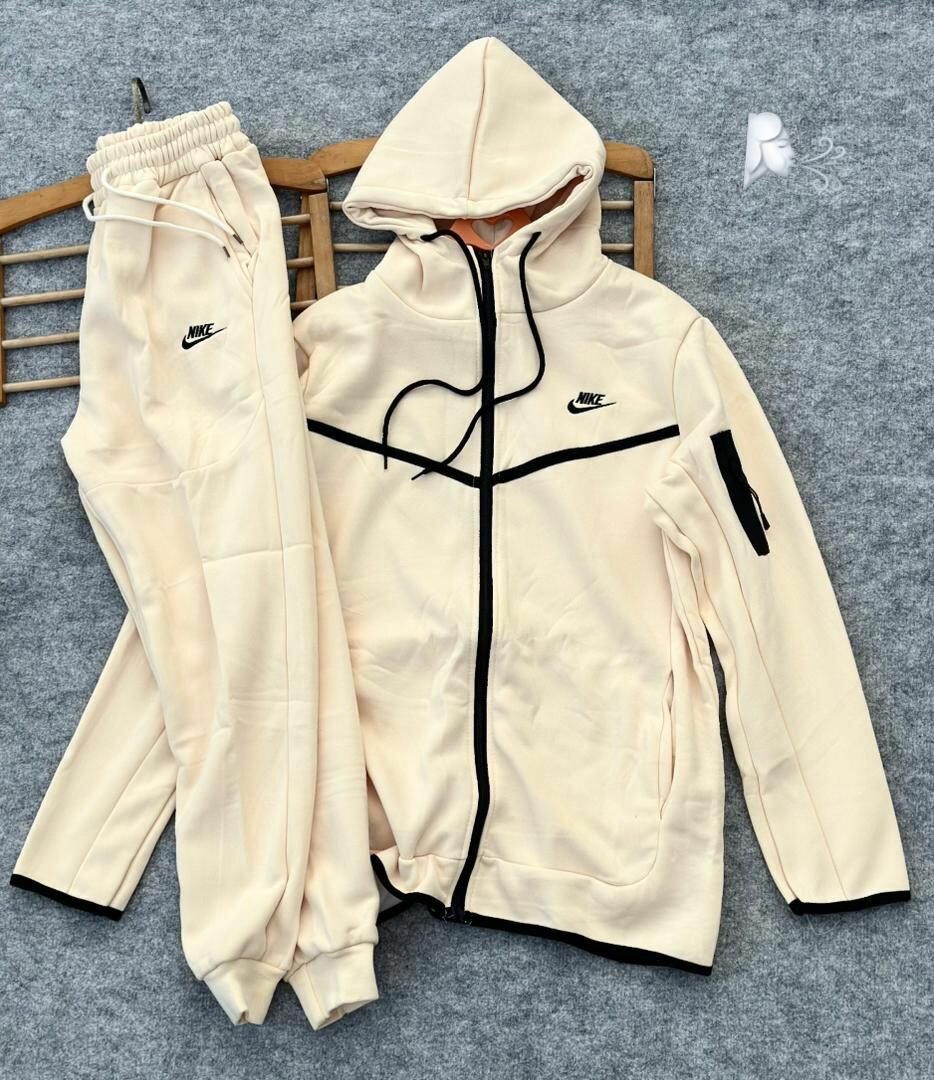 Survêtement à capuche Nike