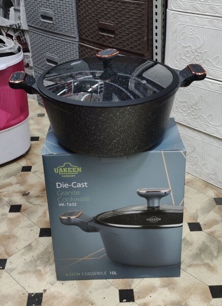 Казан Uakeen Vk-T432 Объем 10 литров Не прилипает Гранитный материал