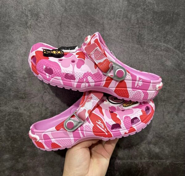 Sabots de jardin robustes