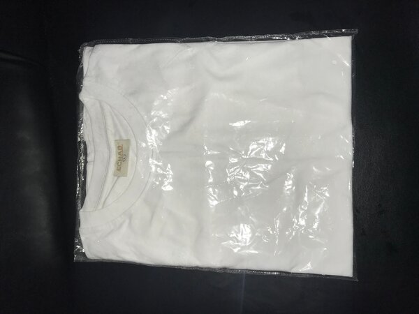 Lot de t-shirts blancs unisexes