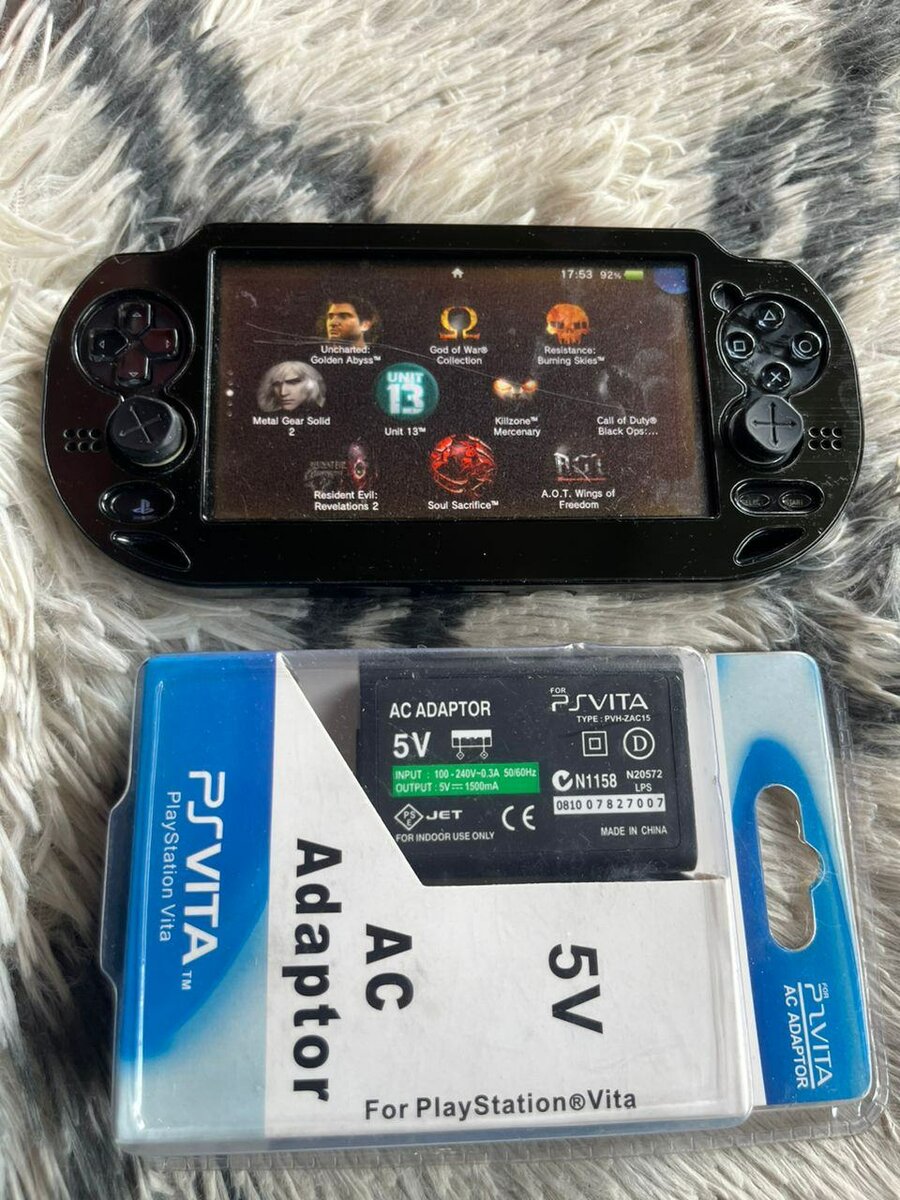 Console PS Vita avec jeux